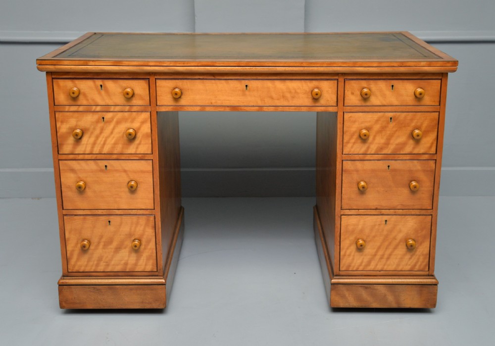 Superb Quality Victorian Satinwood Pedestal Desk