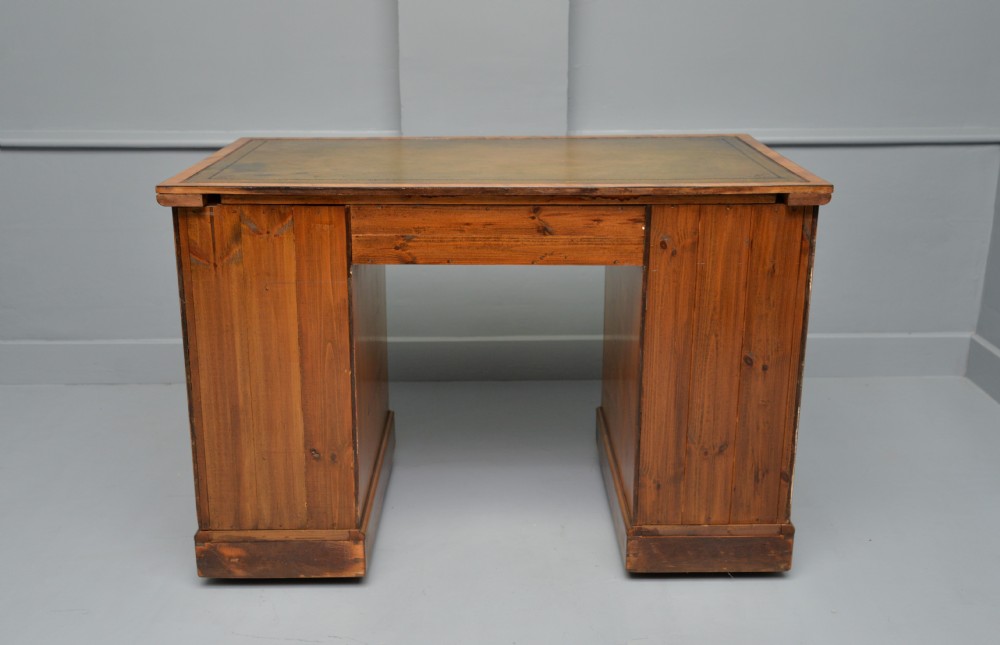 Superb Quality Victorian Satinwood Pedestal Desk View XV