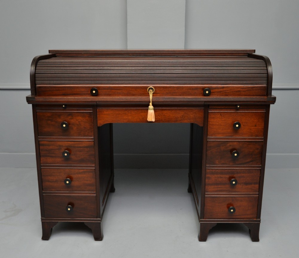 Victorian Mahogany Tambour Roll Top Cylinder Desk View III