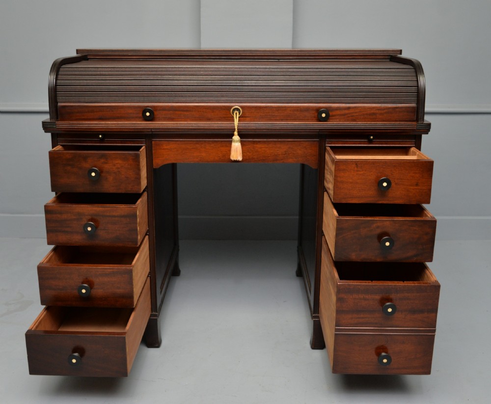 Victorian Mahogany Tambour Roll Top Cylinder Desk View IV