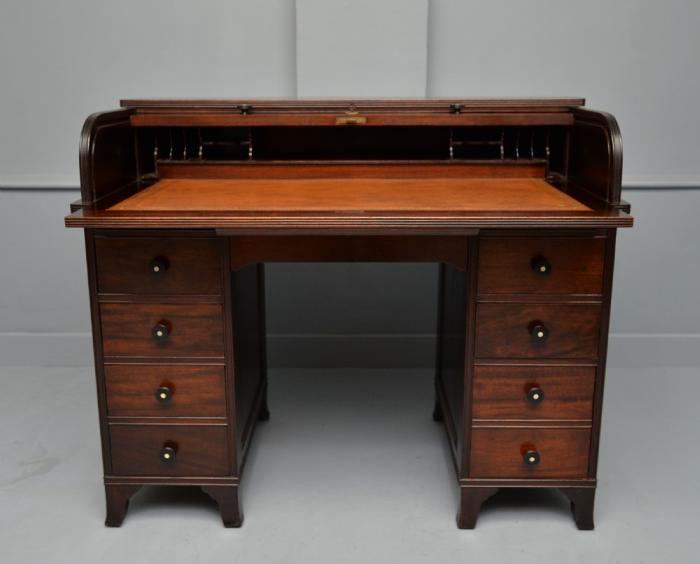 Victorian Mahogany Tambour Roll Top Cylinder Desk View IX