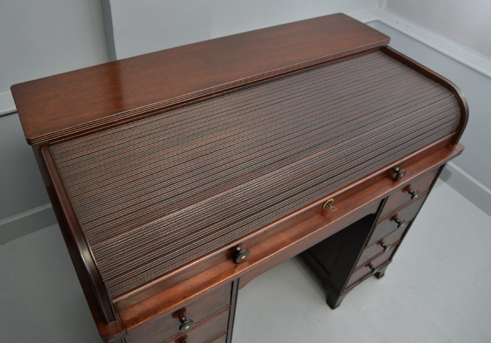 Victorian Mahogany Tambour Roll Top Cylinder Desk View XV