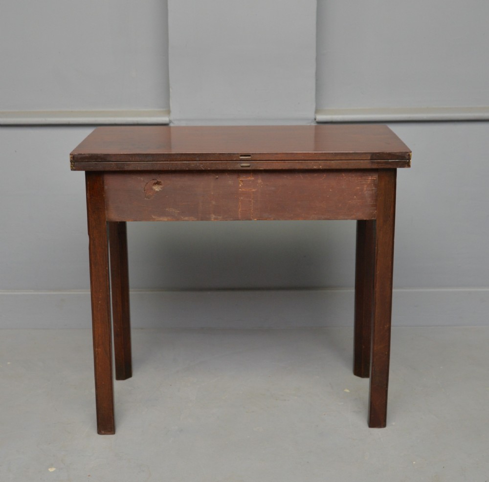 Elegant Georgian Mahogany Tea Side Table View X