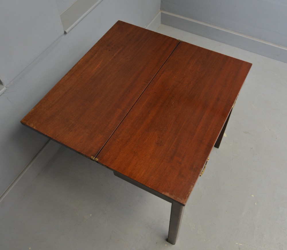 Elegant Georgian Mahogany Tea Side Table View XV