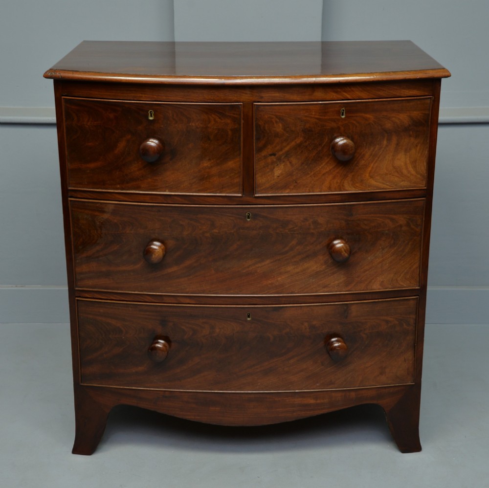 Early Victorian Flame Mahogany Bow-Front Chest Of Drawers 