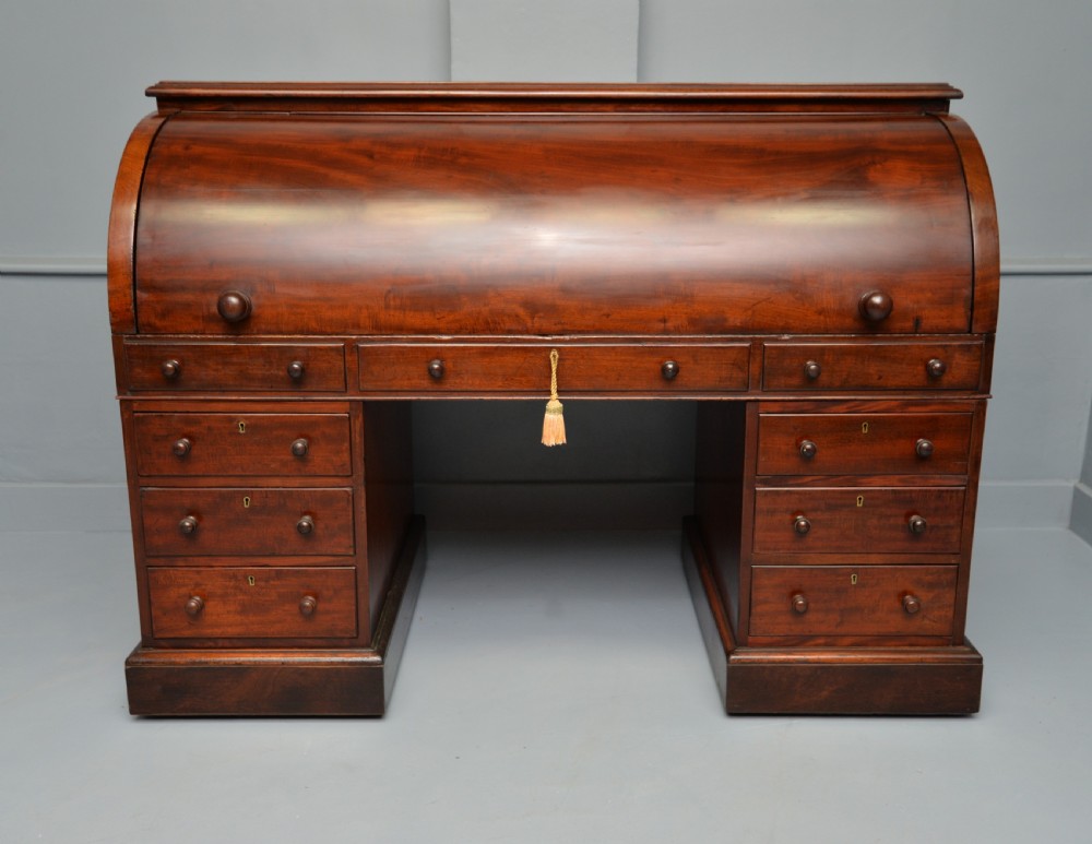 Handsome Victorian Roll-Top Mahogany Cylinder Pedestal Desk View III
