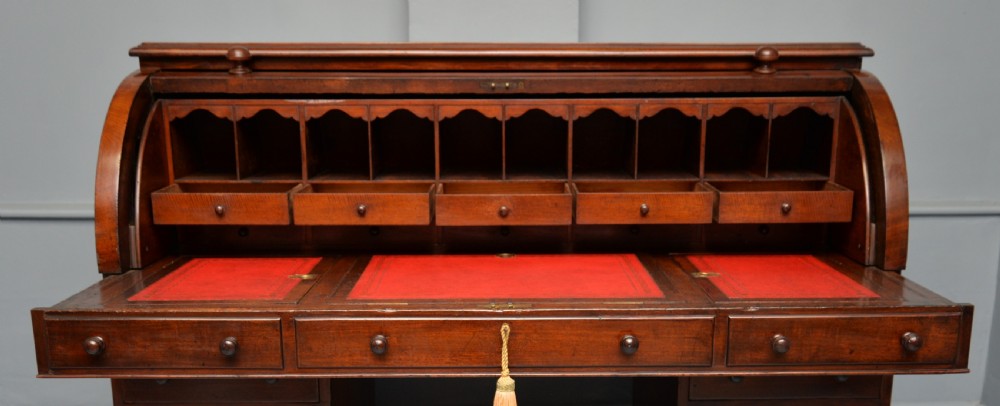 Handsome Victorian Roll-Top Mahogany Cylinder Pedestal Desk View VI