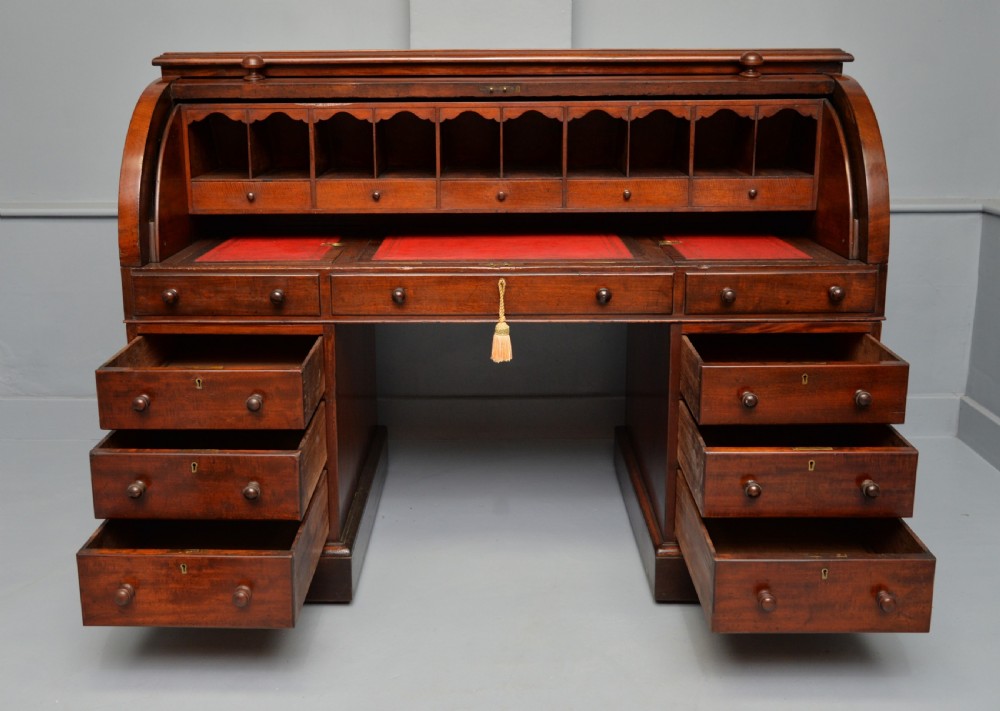 Handsome Victorian Roll-Top Mahogany Cylinder Pedestal Desk View X