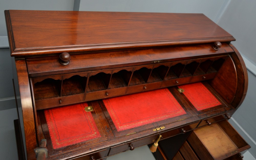 Handsome Victorian Roll-Top Mahogany Cylinder Pedestal Desk View XXVIII