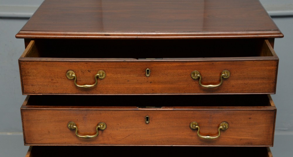 Superb Georgian Solid Mahogany Chest Of Drawers View IV