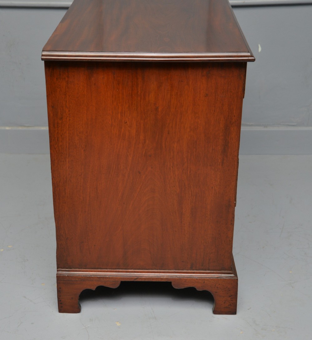 Superb Georgian Solid Mahogany Chest Of Drawers View VII