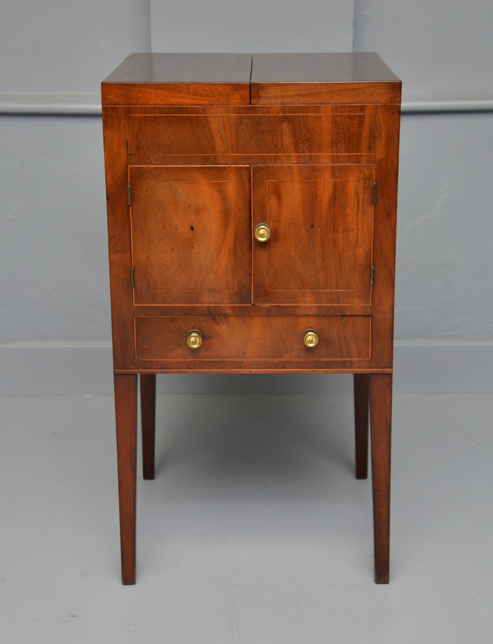 Georgian Mahogany Wash-Stand Bedside Cabinet View VI