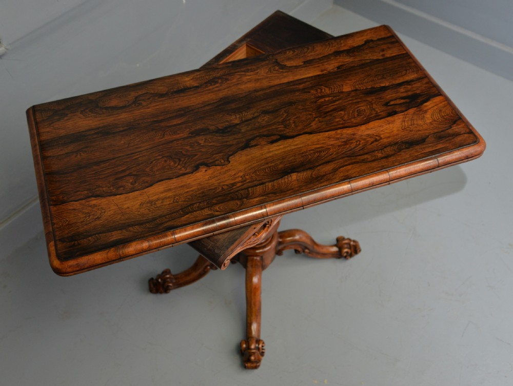 Early Victorian Rosewood And Walnut Tea / Side Table View XIX