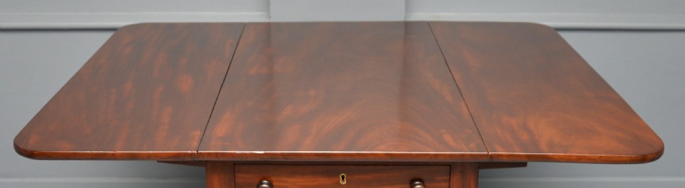 Superb William IV Solid Mahogany Dining Table Seats Four View VI