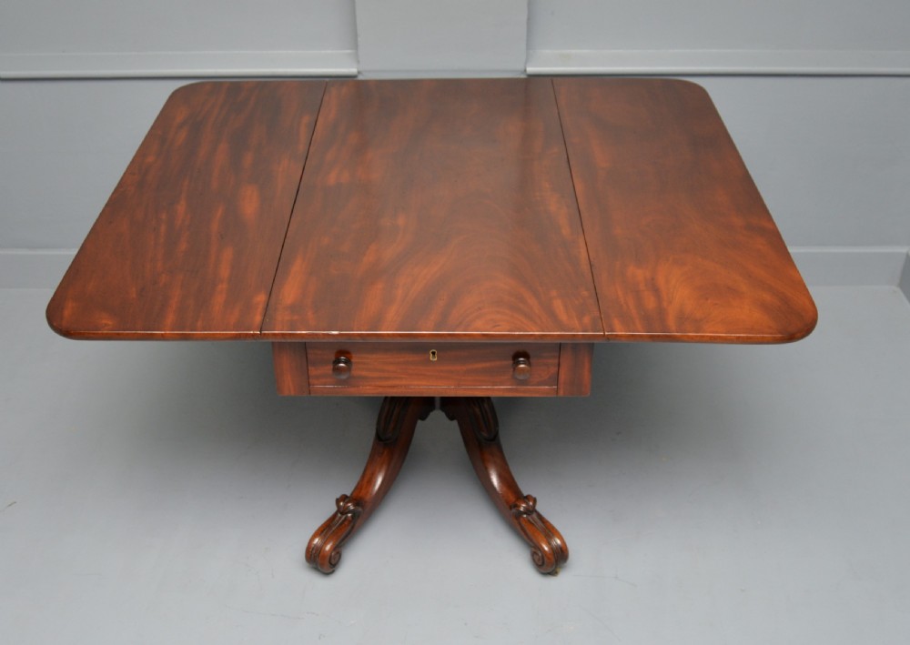 Superb William IV Solid Mahogany Dining Table Seats Four View VIII