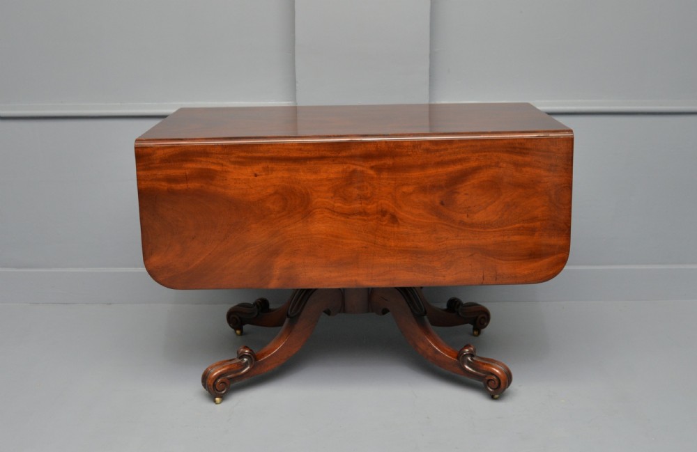 Superb William IV Solid Mahogany Dining Table Seats Four View XV