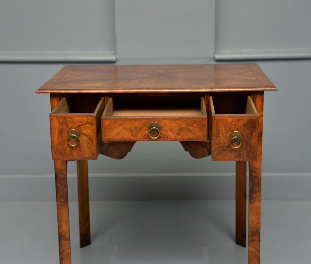 Early 18th Century Style Walnut Lowboy Side Table View IV
