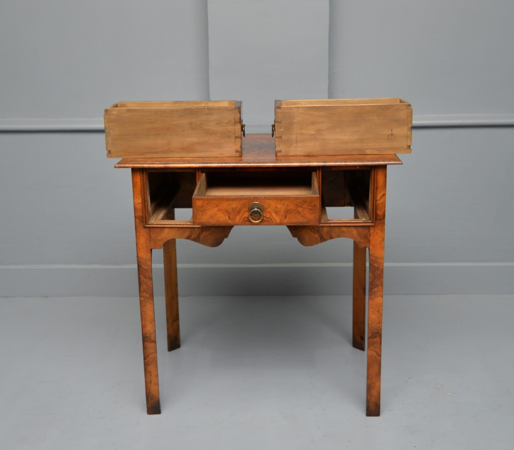 Early 18th Century Style Walnut Lowboy Side Table View V