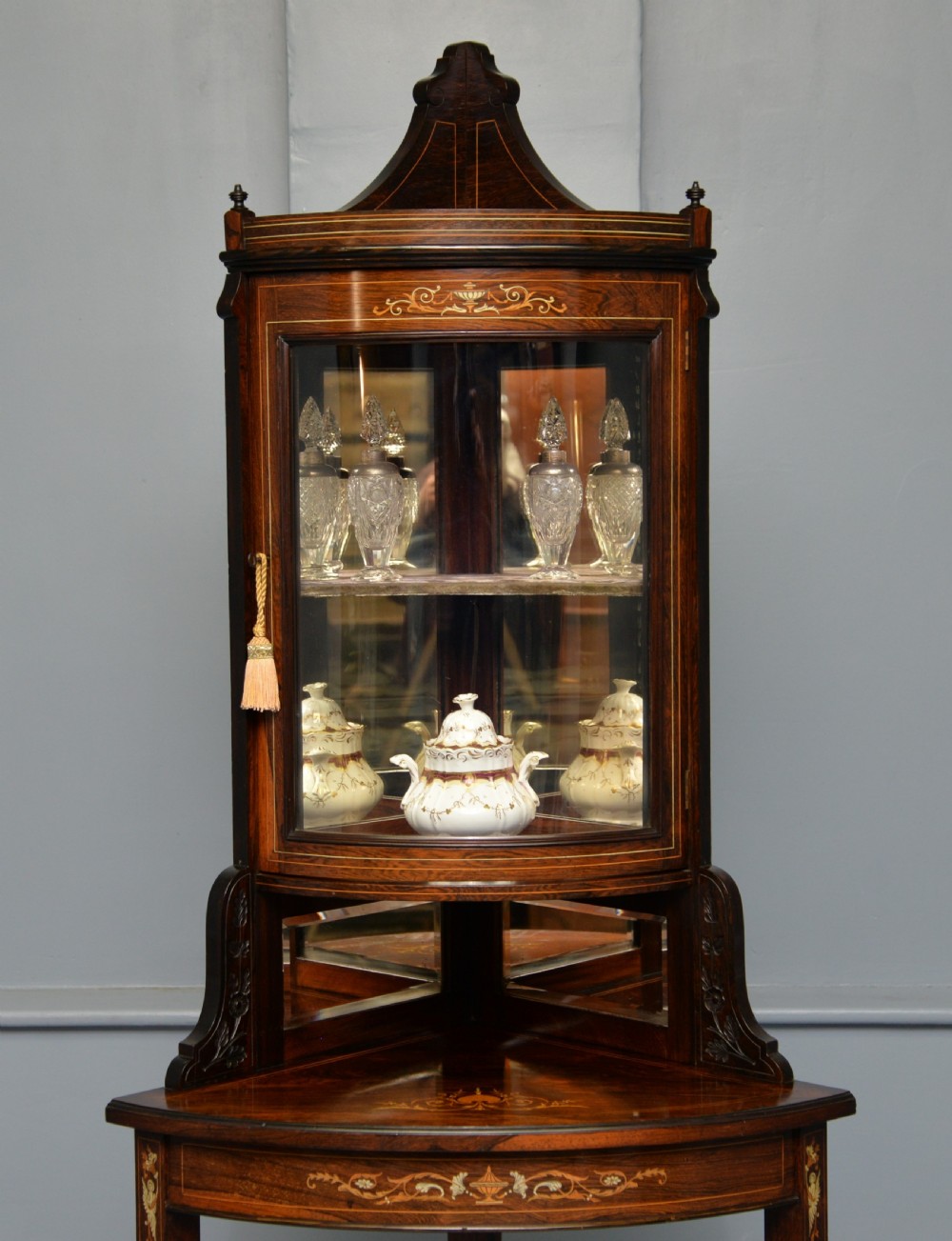 Sheraton Revival Rosewood Marquetry Inlaid Corner Display Cabinet View II