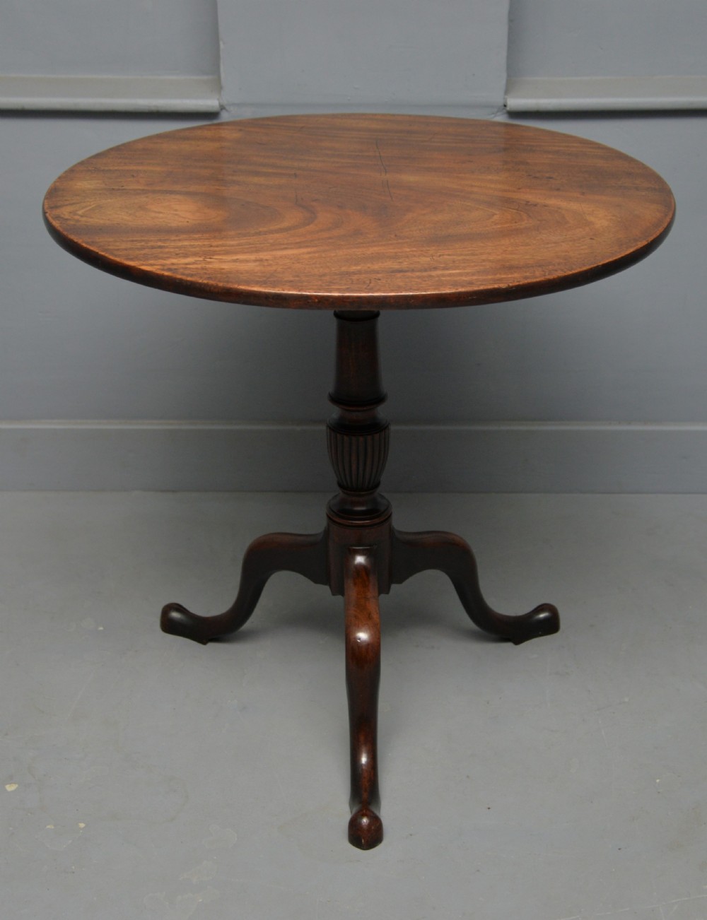 Georgian 18th Century Mahogany Tilt Top Side Occasional Table