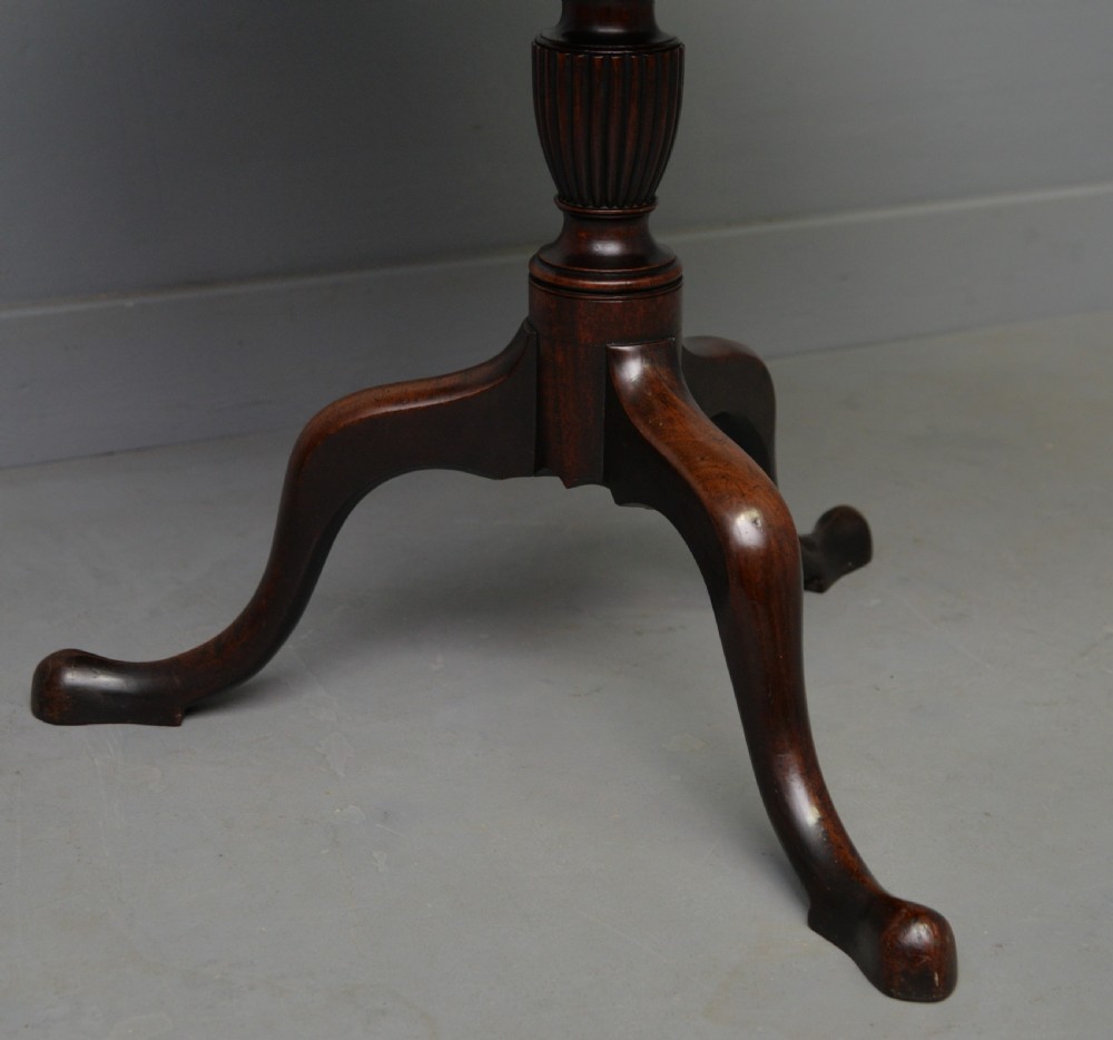 Georgian 18th Century Mahogany Tilt Top Side Occasional Table View XV