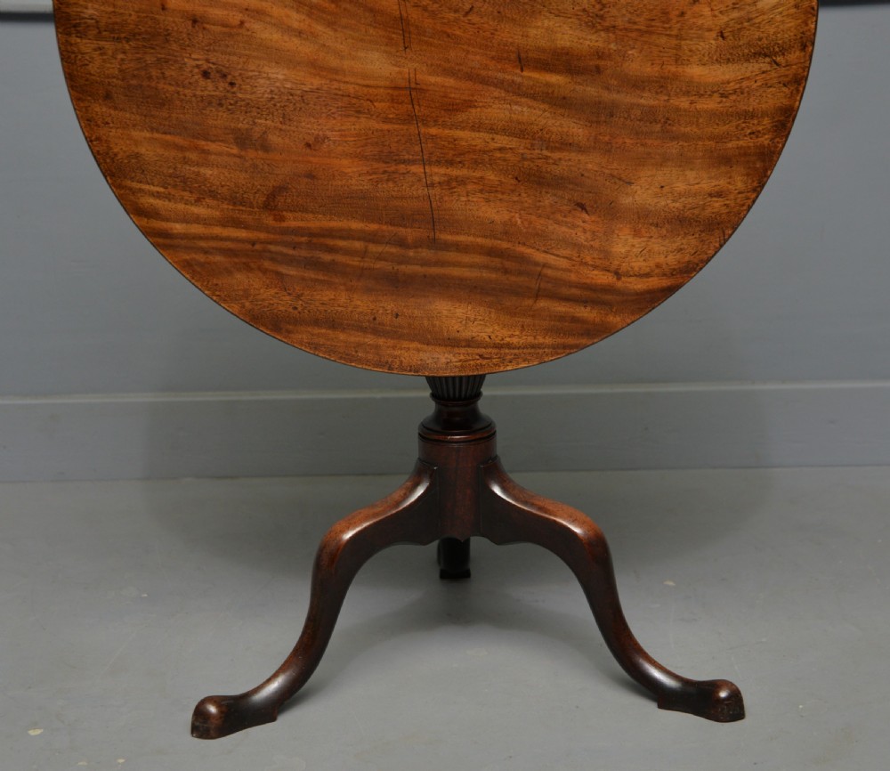 Georgian 18th Century Mahogany Tilt Top Side Occasional Table View XIX