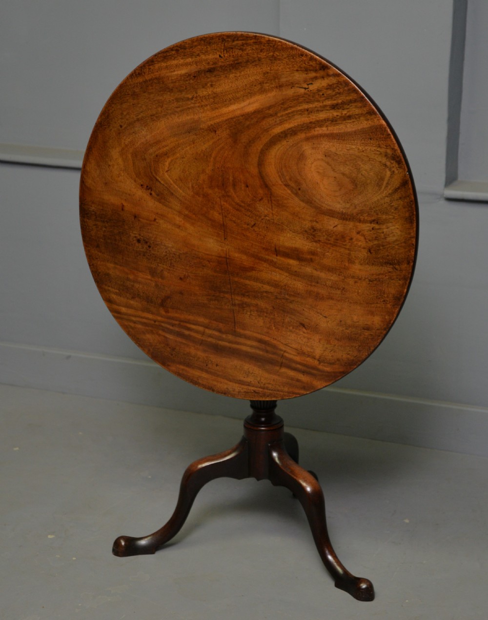 Georgian 18th Century Mahogany Tilt Top Side Occasional Table View XXII