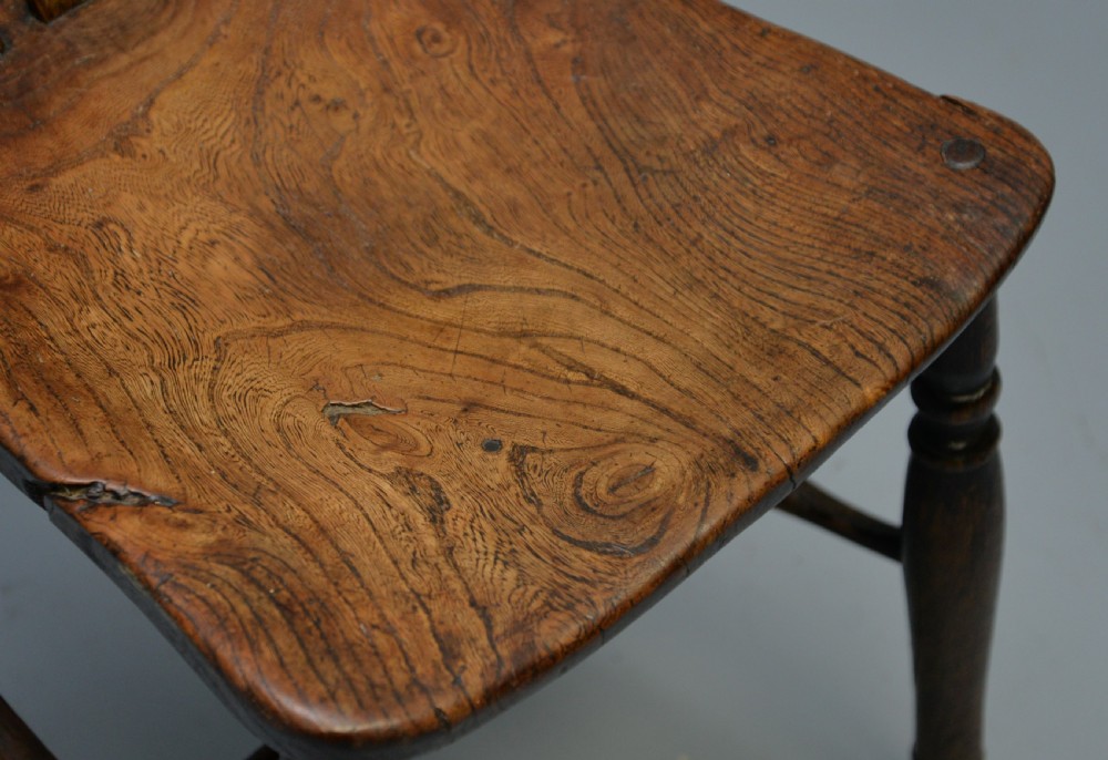 Charming Early 19th Century Elm Wheelback Windsor Chair View XII