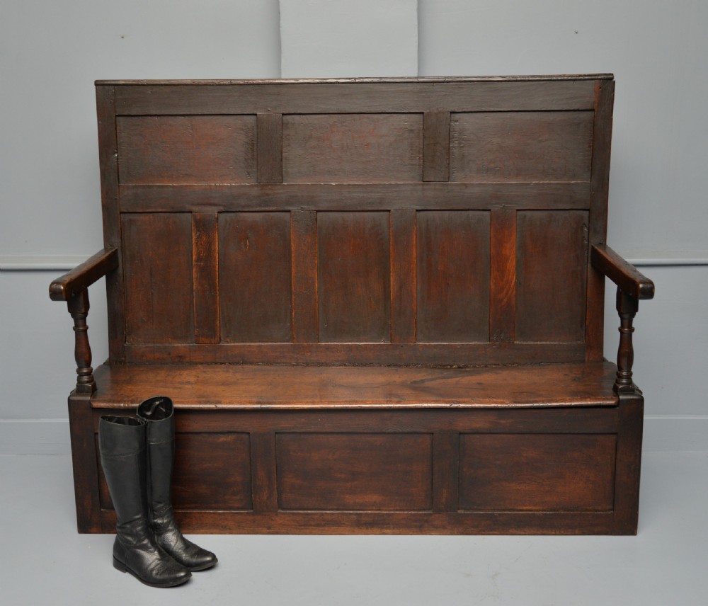 18th Century Georgian Oak Box Settle