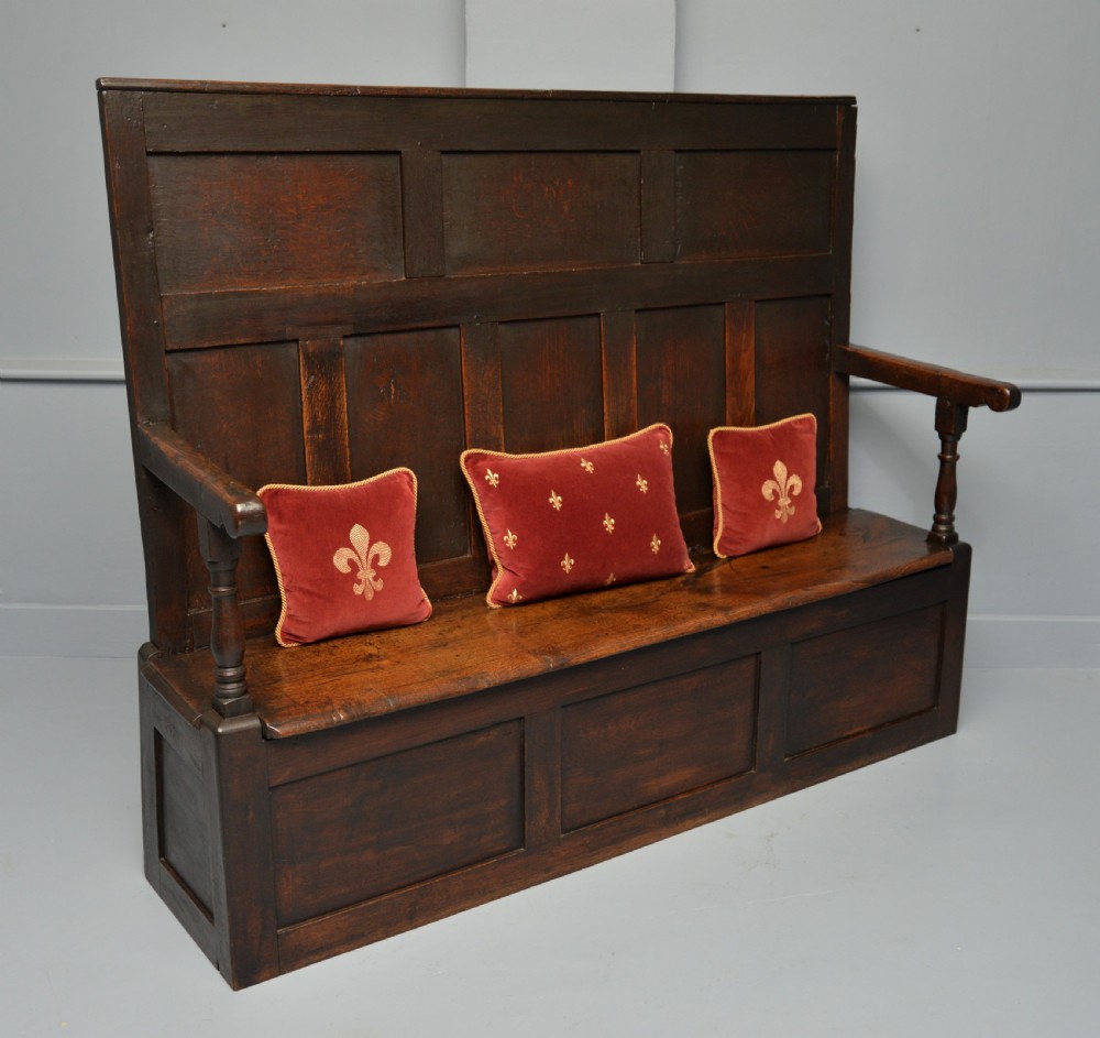 18th Century Georgian Oak Box Settle View VII