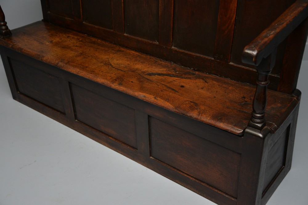 18th Century Georgian Oak Box Settle View XVII