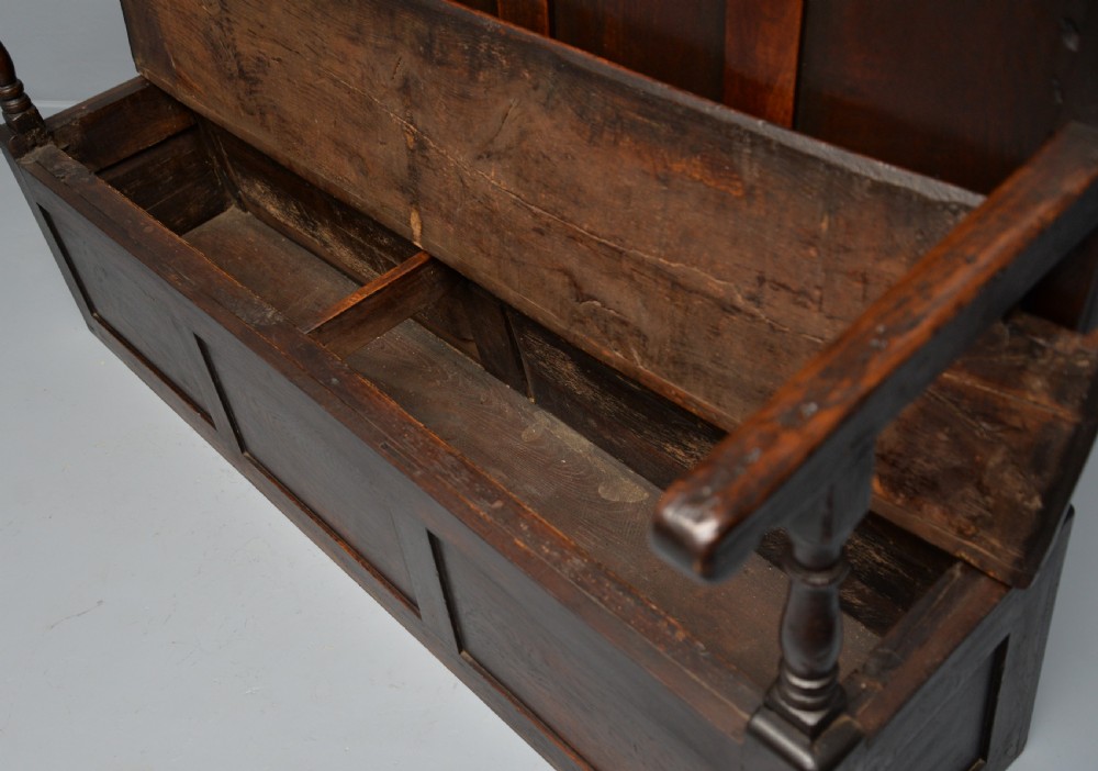 18th Century Georgian Oak Box Settle View XVIII
