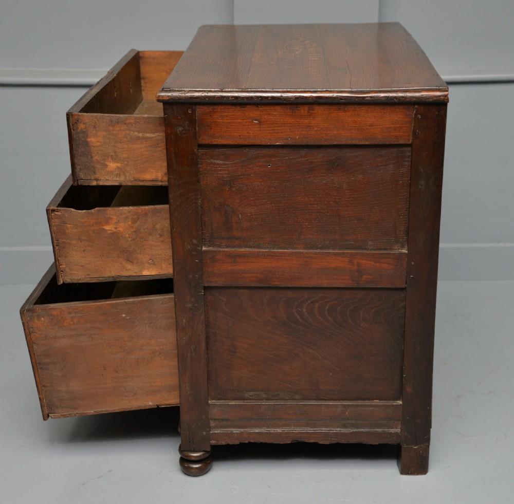 William and Mary Late 17th Century Oak Chest Of Drawers View XII