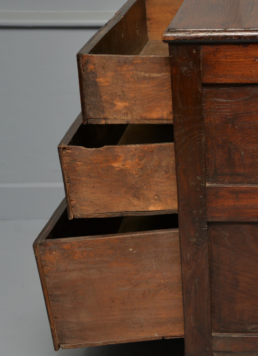 William and Mary Late 17th Century Oak Chest Of Drawers View XIII
