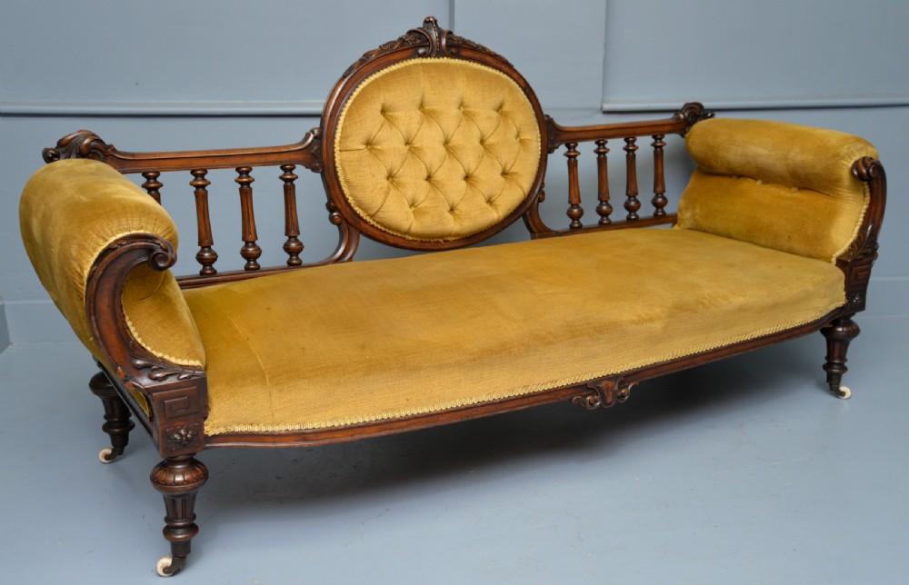 Victorian Walnut Show Frame Sofa