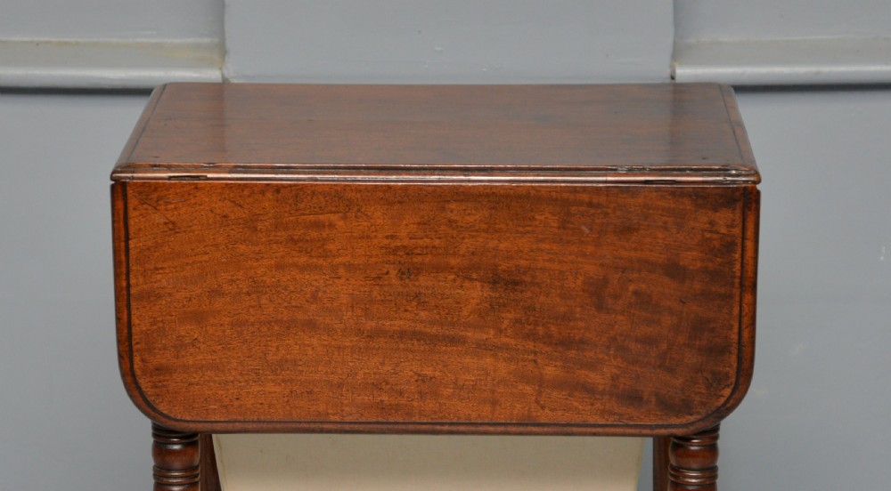 Elegant Regency Mahogany Pembroke Work Sewing Side Lamp Table View XI