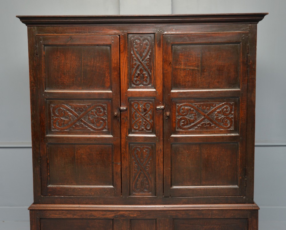 Charming 17th Century Oak Two Part Livery Cupboard / Wardrobe View II