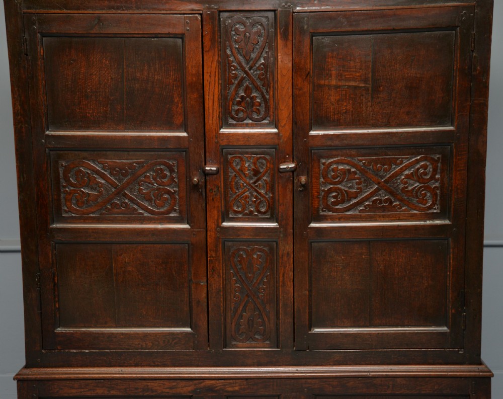 Charming 17th Century Oak Two Part Livery Cupboard / Wardrobe View VIII