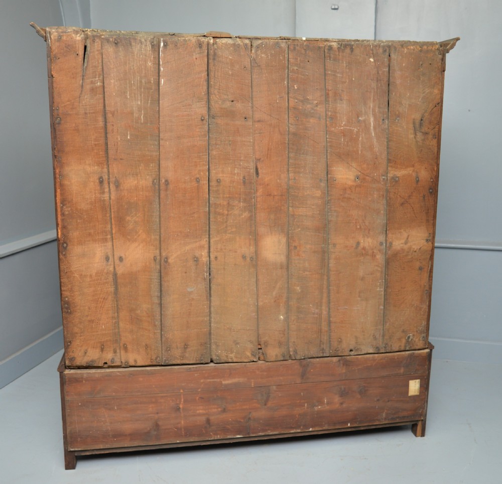 Charming 17th Century Oak Two Part Livery Cupboard / Wardrobe View XX