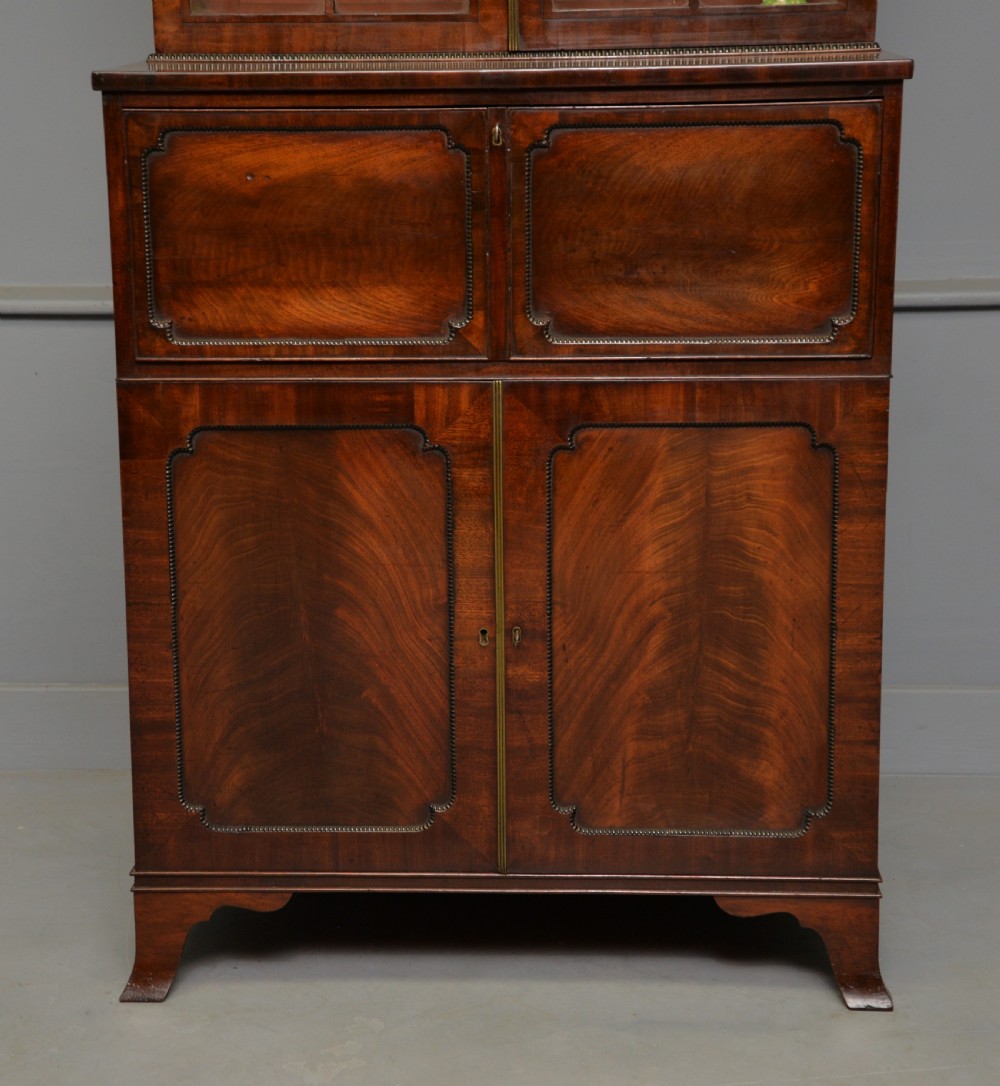 Small and Elegant Regency Mahogany Secretaire Bookcase Cabinet  View XII