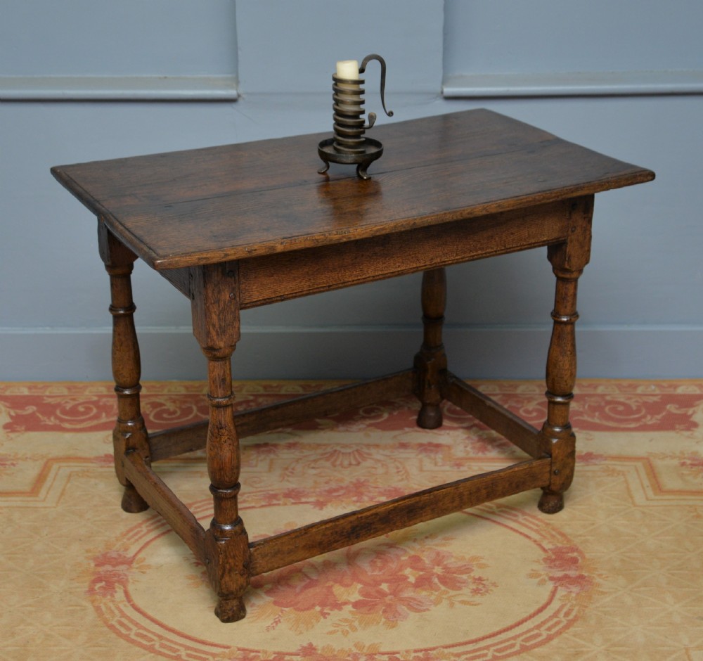 Charming 17th Century Oak Side Table
