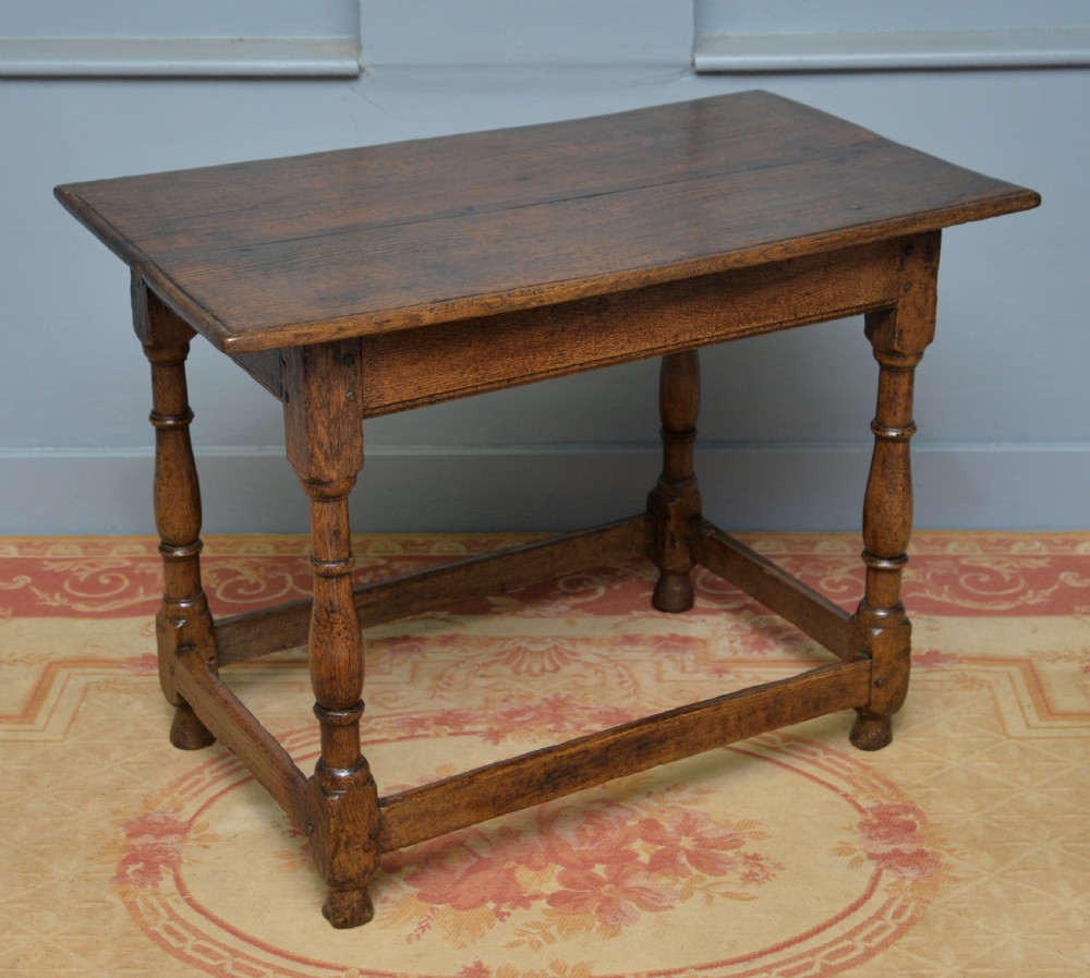 Charming 17th Century Oak Side Table View VII