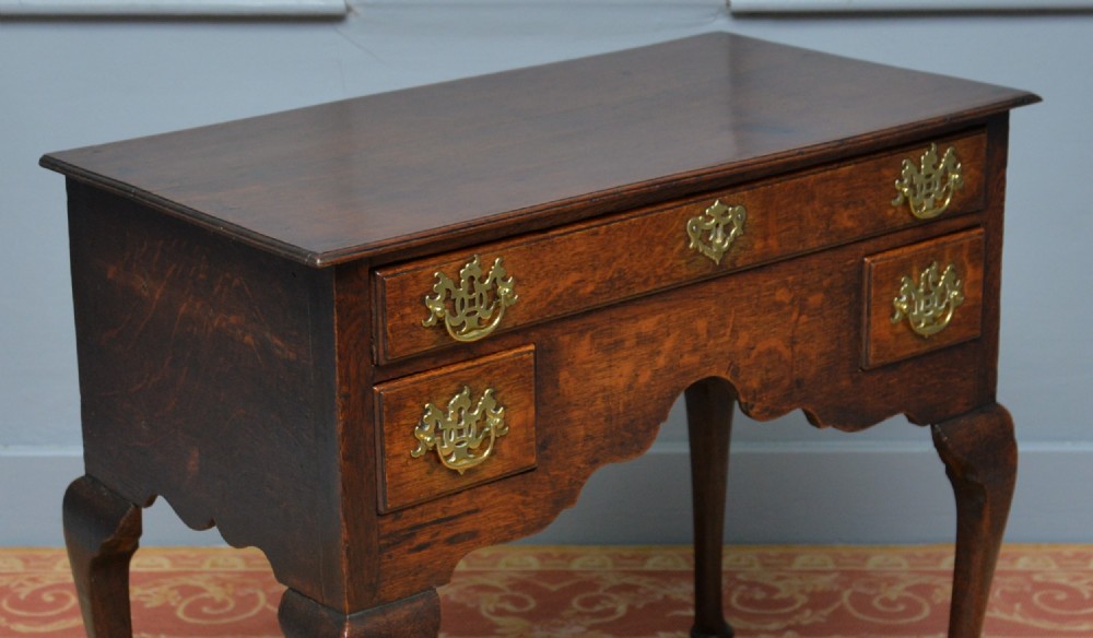 18th Century Georgian Oak Lowboy Side / Dressing Table View VI