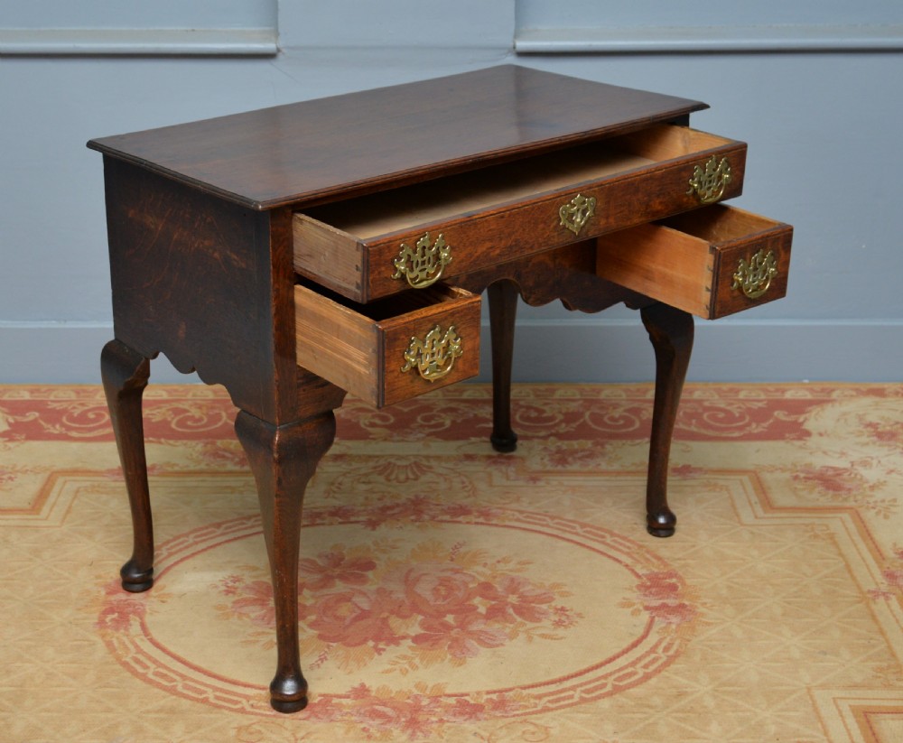 18th Century Georgian Oak Lowboy Side / Dressing Table View VII