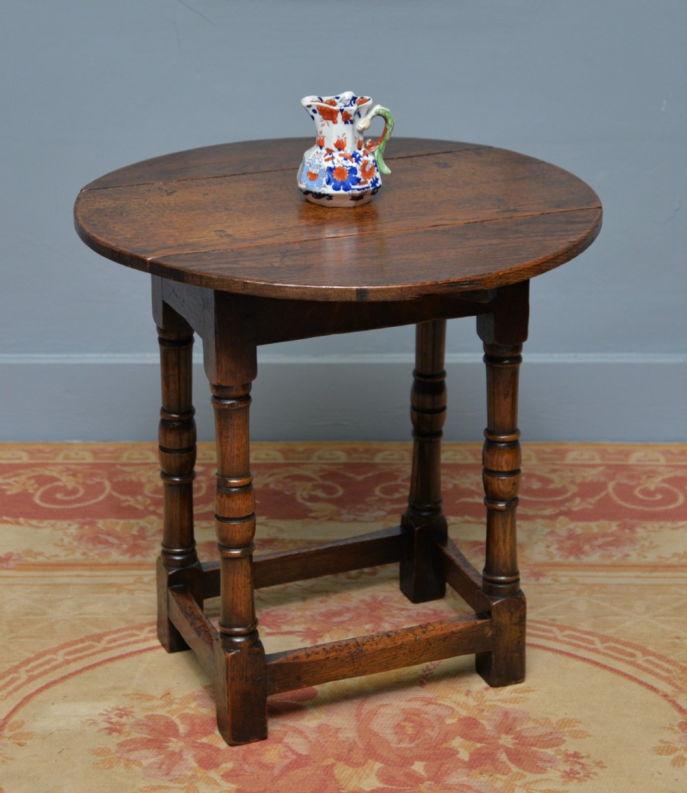 Antique 17th Century Style Oak Drop-Leaf Side Occasional Table View V