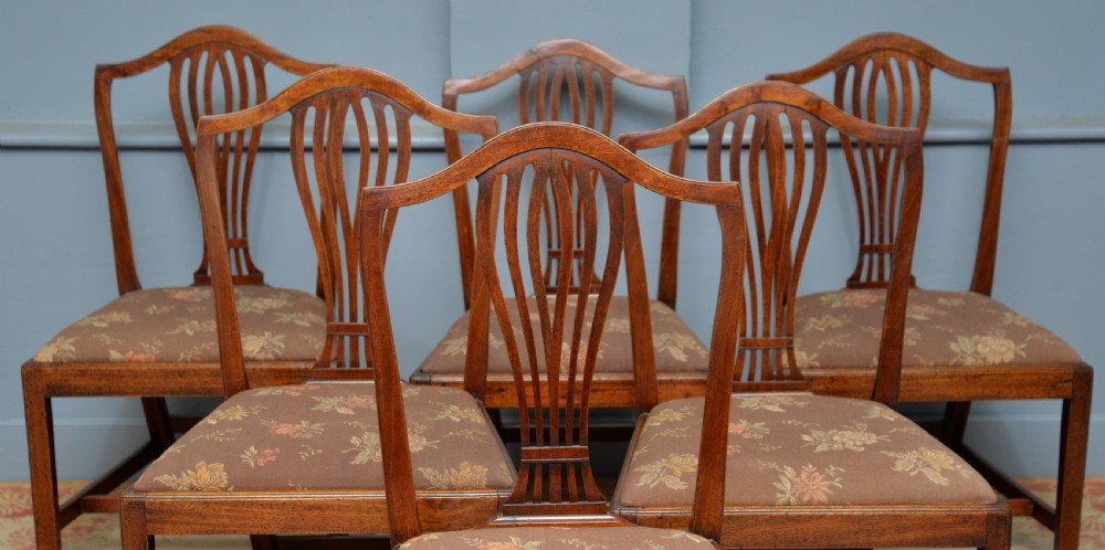 Set Of Six 18th Century Georgian Hepplewhite Mahogany Dining Chairs View II