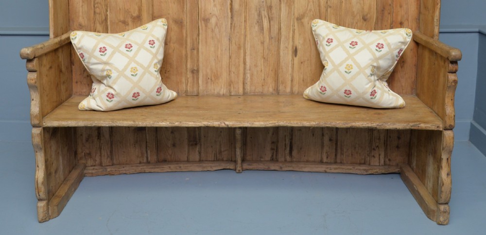 Charming 19th Century Stripped Pine Settle View IV