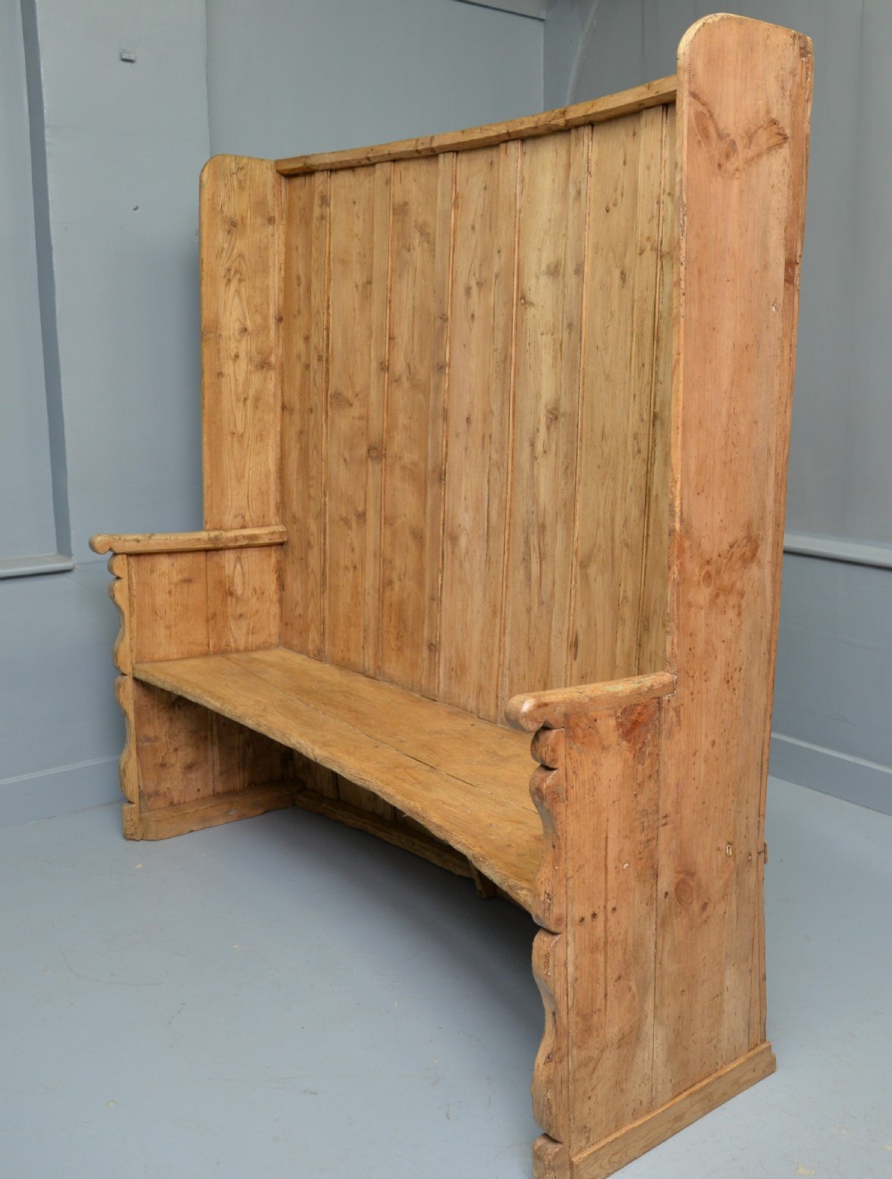 Charming 19th Century Stripped Pine Settle View XVIII