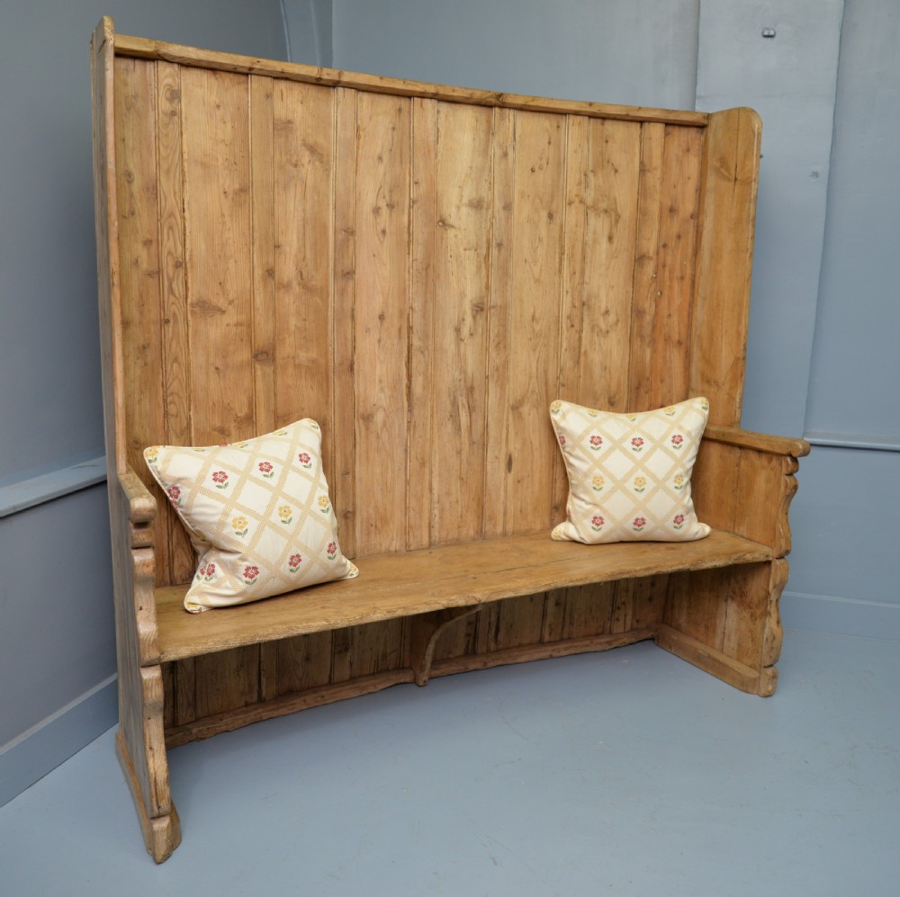 Charming 19th Century Stripped Pine Settle View XX