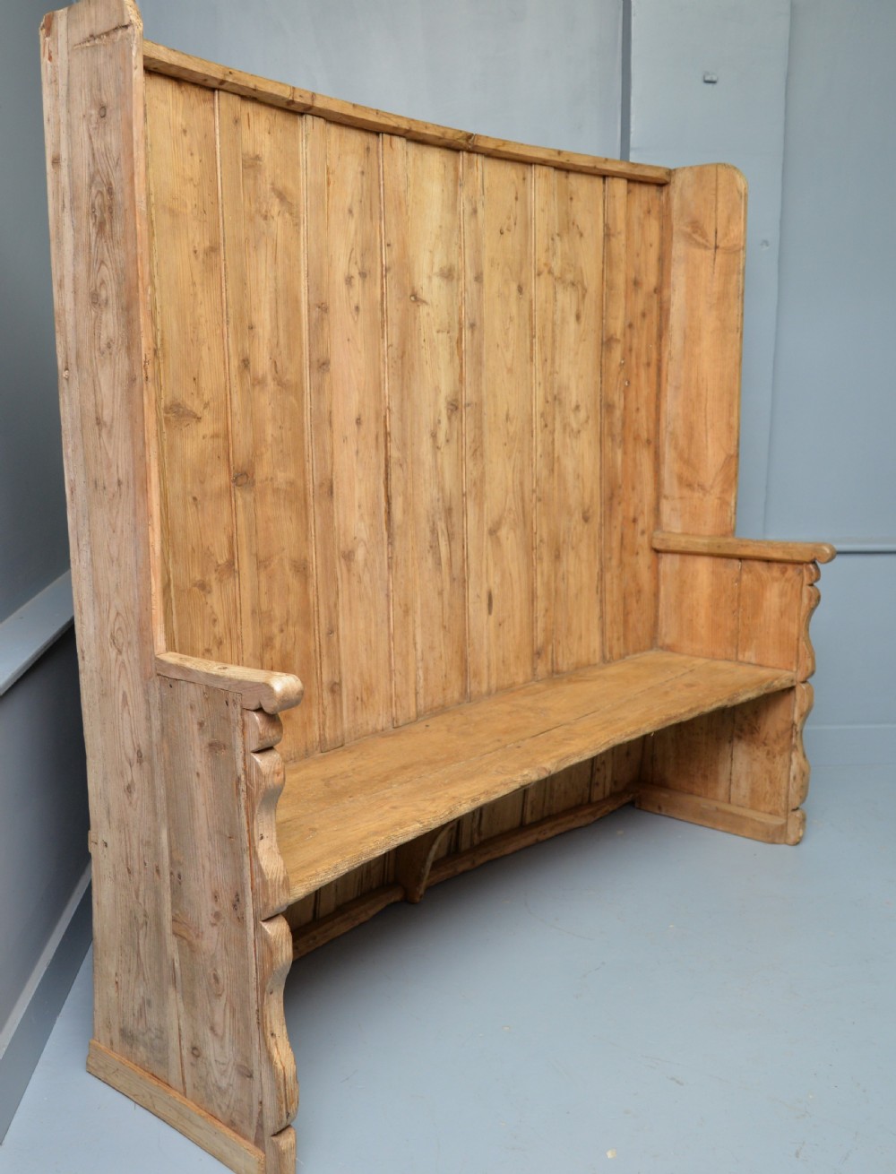 Charming 19th Century Stripped Pine Settle View XXV
